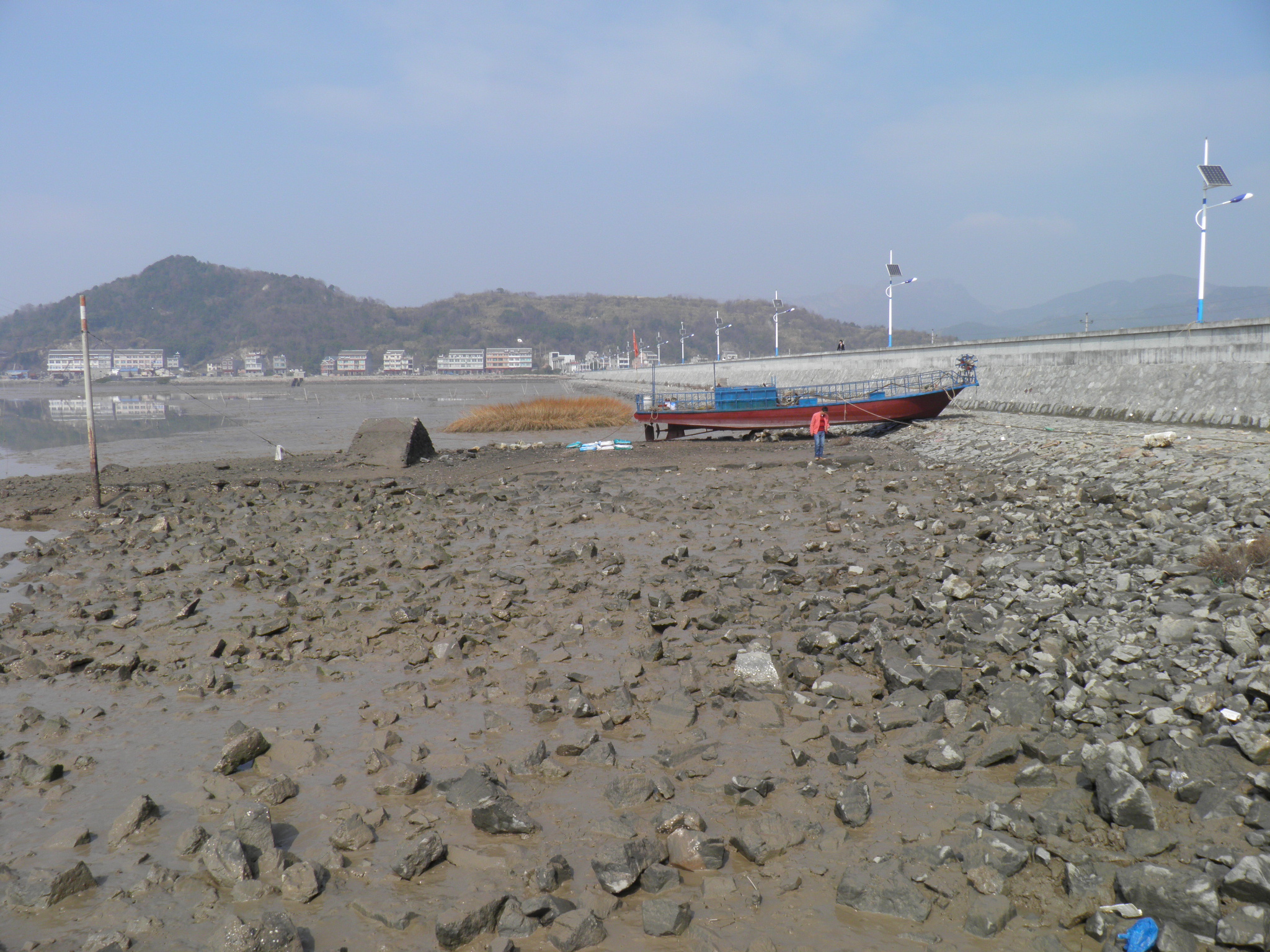 位于浙江省的江夏潮汐电站拦河坝，中国运行时间最长的潮汐发电项目