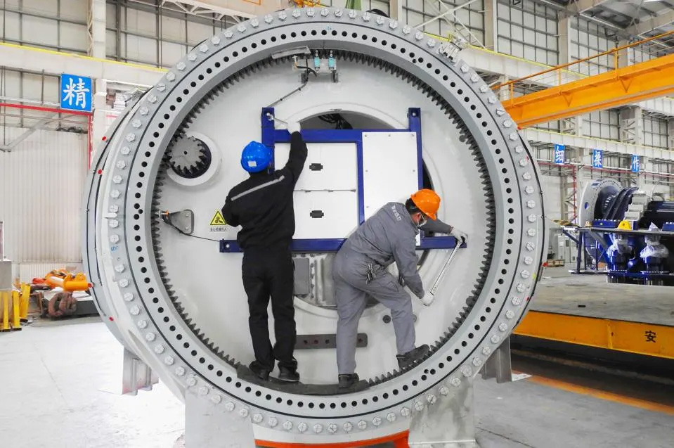 wind-energy-job-manufacturing.jpg
